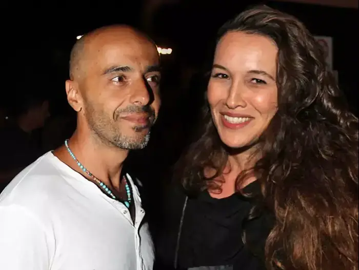 יעל אבקסיס אלי פיניש (עיבוד תמונה) יעל אבקסיס אלי פיניש (עיבוד תמונה)