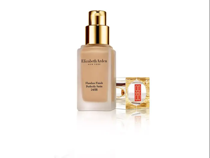 מייק-אפ אליזבת ארדן FLAWLESS FINISH PERFECTLY SATIN 24HR MAKEUP SPF 15. מחיר: 338 שקלים (יח"צ) מייק-אפ אליזבת ארדן FLAWLESS FINISH PERFECTLY SATIN 24HR MAKEUP SPF 15. מחיר: 338 שקלים (יח"צ)