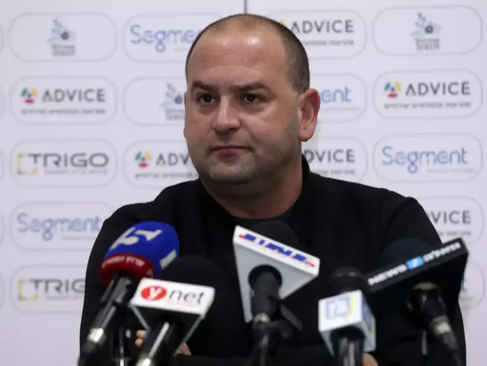 סתיו שחם, הבעלים של הפועל כפר סבא (קובי אליהו)