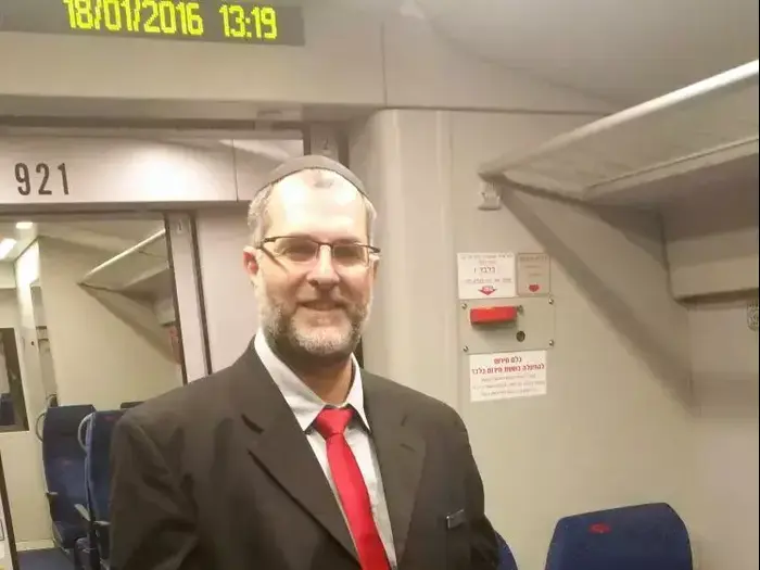 אברהם מדר, השיב 120 אלף ¤ לבעליהם (יח"צ) אברהם מדר, השיב 120 אלף ¤ לבעליהם (יח"צ)