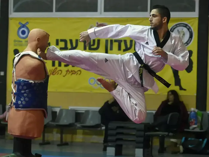 רון אטיאס לוחם הטקוואנדו, ינואר 2016 (ברני ארדוב) רון אטיאס לוחם הטקוואנדו, ינואר 2016 (ברני ארדוב)