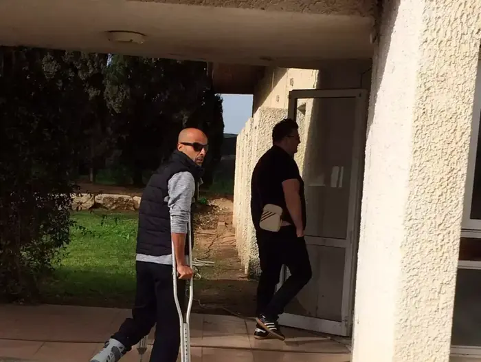 אלי פיניש (מערכת וואלה! NEWS , נשמות טובות) אלי פיניש (מערכת וואלה! NEWS , נשמות טובות)