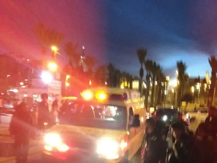 חשד לפיגוע דקירה בשער שכם בירושלים 30 בינואר 2016 (מד"א , דוברות מד"א ירושלים) חשד לפיגוע דקירה בשער שכם בירושלים 30 בינואר 2016 (מד"א , דוברות מד"א ירושלים)