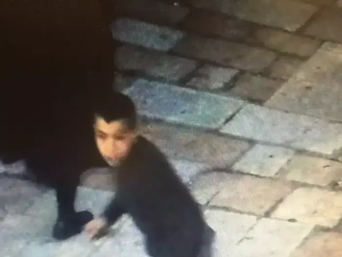 החשוד בביצוע פיגוע דקירה בשער שכם, ירושלים. 30 בינואר 2016 (מערכת וואלה! NEWS) החשוד בביצוע פיגוע דקירה בשער שכם, ירושלים. 30 בינואר 2016 (מערכת וואלה! NEWS)