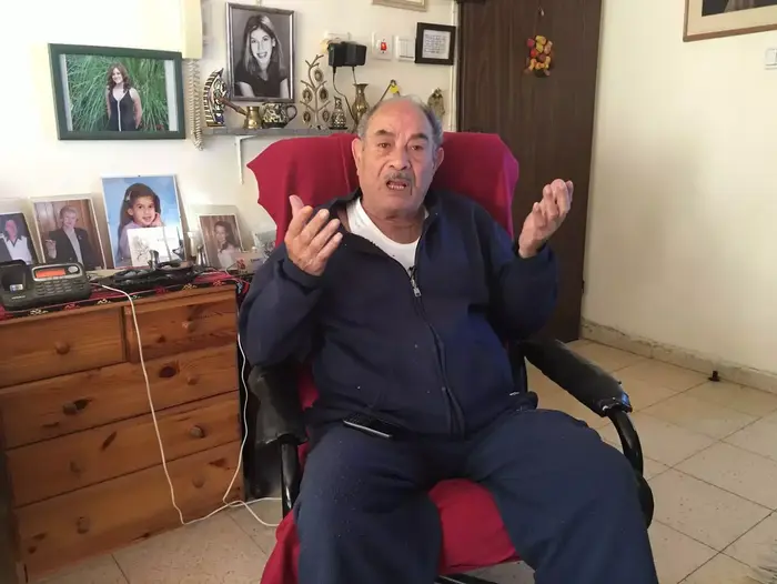דוד קריספין, בן 82 שהותקף על ידי נערים בגבעה הצרפתית. 31 בינואר 2016 (מערכת וואלה! NEWS) דוד קריספין, בן 82 שהותקף על ידי נערים בגבעה הצרפתית. 31 בינואר 2016 (מערכת וואלה! NEWS)