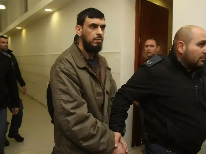 תמונות המחבל חאלד קוטינה שרצח את שלום שרקי הי"ד בפיגוע דריסה. (תצפית TPS , הלל מאיר) תמונות המחבל חאלד קוטינה שרצח את שלום שרקי הי"ד בפיגוע דריסה. (תצפית TPS , הלל מאיר)