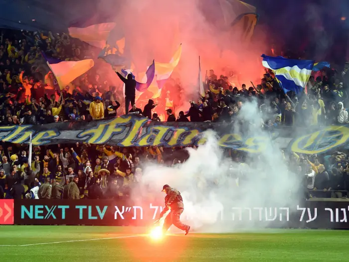 אוהדי מכבי תל אביב (ברני ארדוב) אוהדי מכבי תל אביב (ברני ארדוב)