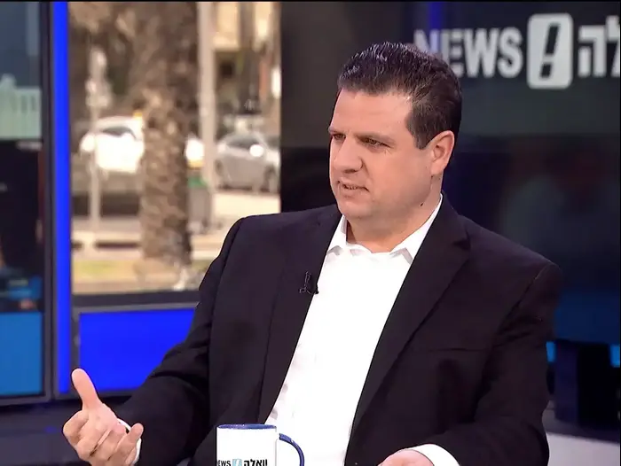 איימן עודה (מערכת וואלה! NEWS) איימן עודה (מערכת וואלה! NEWS)