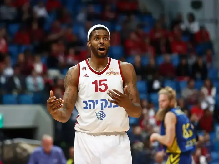 דונטה סמית' שחקן הפועל ירושלים (מגד גוזני) דונטה סמית' שחקן הפועל ירושלים (מגד גוזני)
