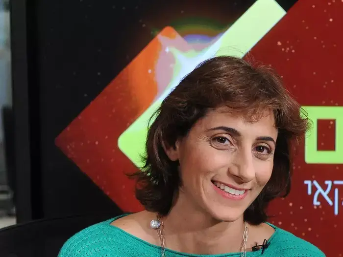 נורית קנטי (ראובן קסטרו) נורית קנטי (ראובן קסטרו)