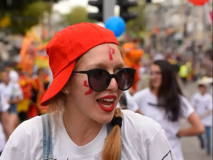 העדלאידע בחולון (ראובן קסטרו) העדלאידע בחולון (ראובן קסטרו)