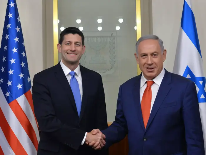 ראש הממשלה בנימין נתניהו נפגש הבוקר עם משלחת חברי קונגרס משתי המפלגות בראשות יו"ר בית הנבחרים של ארה"ב פול ראיין. המשלחת הביעה תמיכה איתנה בישראל. (לשכת העיתונות הממשלתית , קובי גדעון) ראש הממשלה בנימין נתניהו נפגש הבוקר עם משלחת חברי קונגרס משתי המפלגות בראשות יו"ר בית הנבחרים של ארה"ב פול ראיין. המשלחת הביעה תמיכה איתנה בישראל. (לשכת העיתונות הממשלתית , קובי גדעון)
