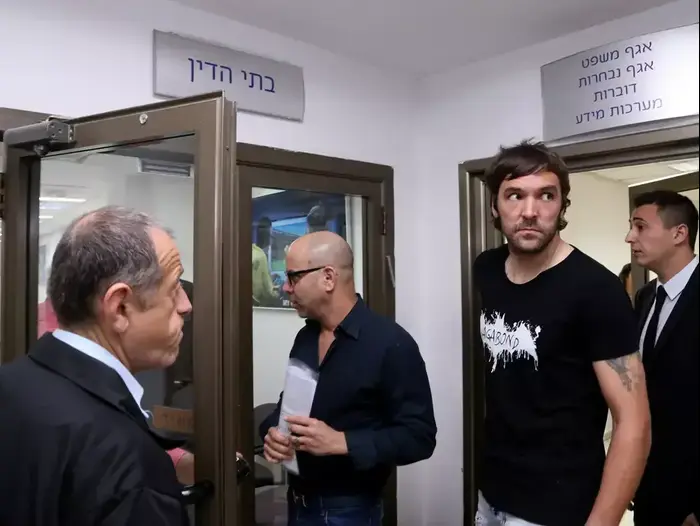 שוער מכבי חיפה, ולדימיר סטויקוביץ' (קובי אליהו) שוער מכבי חיפה, ולדימיר סטויקוביץ' (קובי אליהו)
