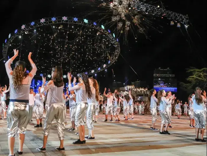 יום העצמאות, 12 במאי 2016 (ראובן קסטרו) יום העצמאות, 12 במאי 2016 (ראובן קסטרו)