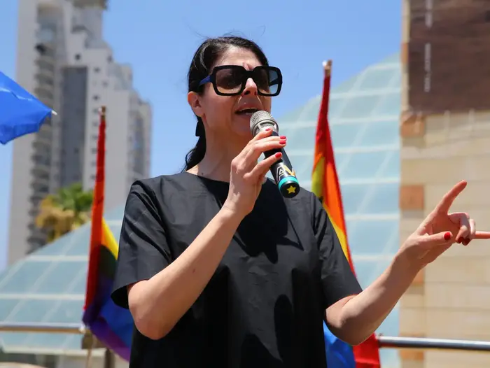 מצעד הגאווה באשדוד. יוני 2016 (לירון מולדובן ) מצעד הגאווה באשדוד. יוני 2016 (לירון מולדובן )