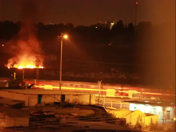 שריפות פסולת בכפר דהמש הסמוך ללוד (מערכת וואלה! NEWS , מנדה גלויברמן) שריפות פסולת בכפר דהמש הסמוך ללוד (מערכת וואלה! NEWS , מנדה גלויברמן)