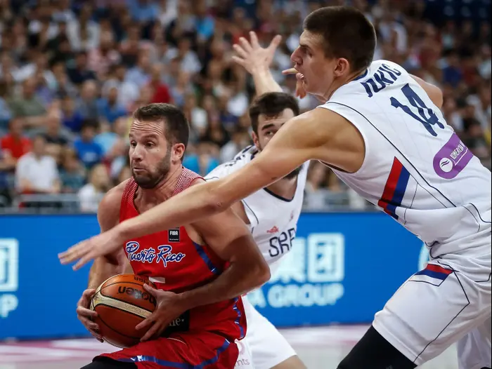 ג'יי ג'יי בראה מול ניקולה יוקיץ' (GettyImages) ג'יי ג'יי בראה מול ניקולה יוקיץ' (GettyImages)