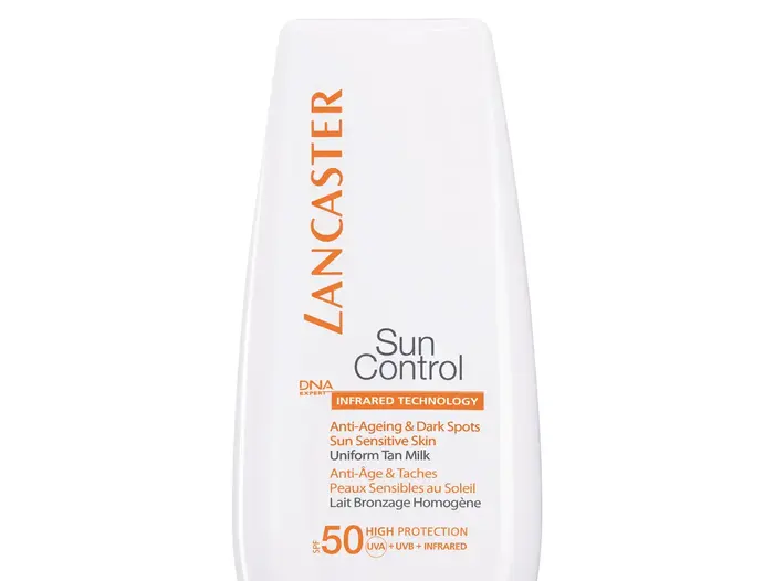 קרם הגנה SPF50 "לנקסטר סאן קונטרול" של לנקסטר, קיץ 16, מחיר: 149 שקלים (יח"צ) קרם הגנה SPF50 "לנקסטר סאן קונטרול" של לנקסטר, קיץ 16, מחיר: 149 שקלים (יח"צ)