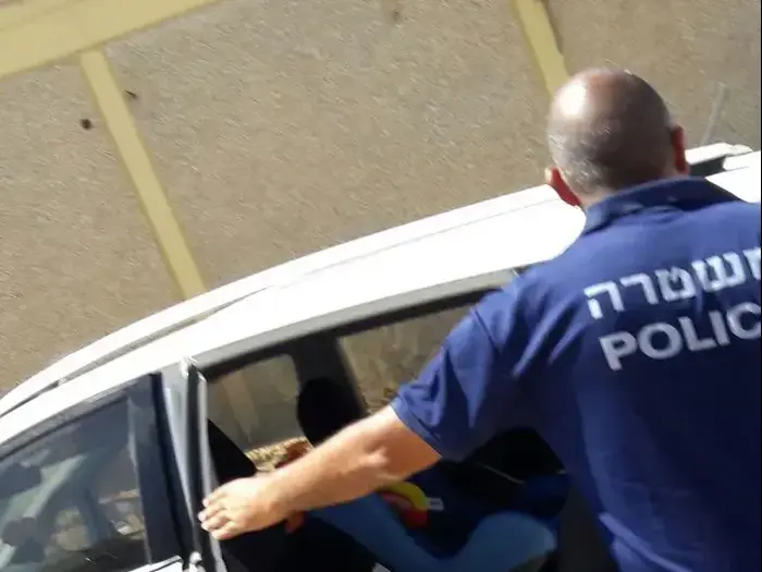 תינוקת נשכחה ברכב בערד ומתה (מערכת וואלה! NEWS , יהודה פישל) תינוקת נשכחה ברכב בערד ומתה (מערכת וואלה! NEWS , יהודה פישל)