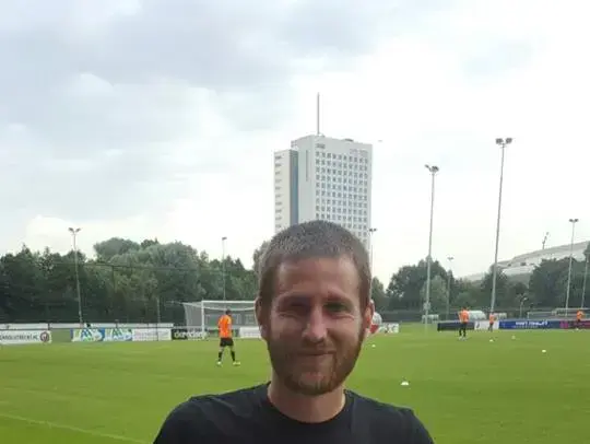 שחקן ויטסה ארנהיים שרן ייני (אתר רשמי , עמוד הפייסבוק של בני יהודה) שחקן ויטסה ארנהיים שרן ייני (אתר רשמי , עמוד הפייסבוק של בני יהודה)
