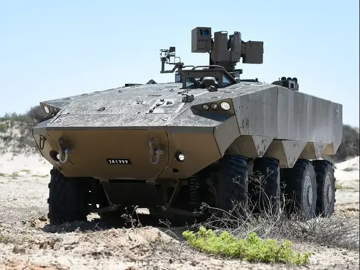 נגמ"ש 'איתן', הנגמ"ש הגלגלי הראשון בתולדות צה"ל. אוגוסט 2016 (משרד הביטחון , דנה שרגא, משרד הביטחון) נגמ"ש 'איתן', הנגמ"ש הגלגלי הראשון בתולדות צה"ל. אוגוסט 2016 (משרד הביטחון , דנה שרגא, משרד הביטחון)