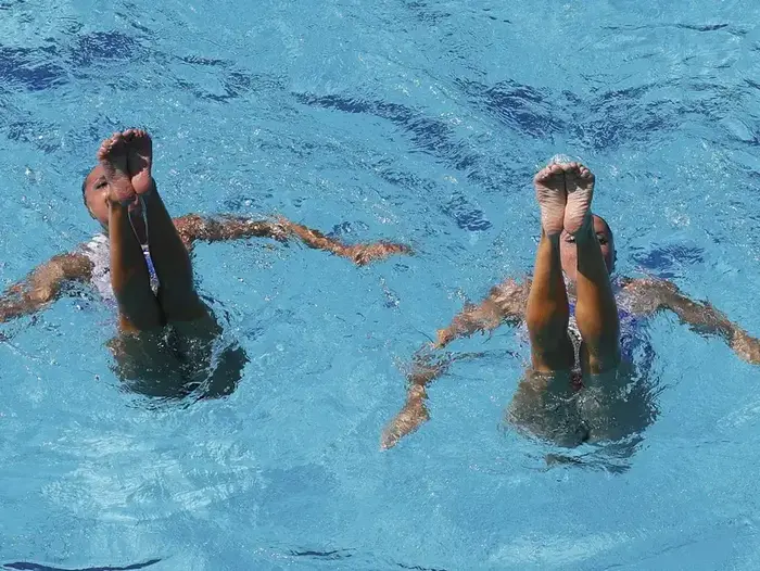 אנסטסיה גלושקוב ג'ניה טטלבאום צמד ישראלי שחייה צורנית ריו 2016 (רויטרס) אנסטסיה גלושקוב ג'ניה טטלבאום צמד ישראלי שחייה צורנית ריו 2016 (רויטרס)