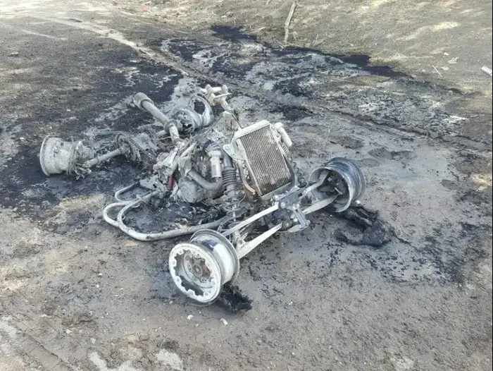 צעיר נפצע קשה בשריפת טרקטורון, צומת אלונים, 3 באוקטובר 2016 (מערכת וואלה! NEWS , דוברות המשטרה) צעיר נפצע קשה בשריפת טרקטורון, צומת אלונים, 3 באוקטובר 2016 (מערכת וואלה! NEWS , דוברות המשטרה)