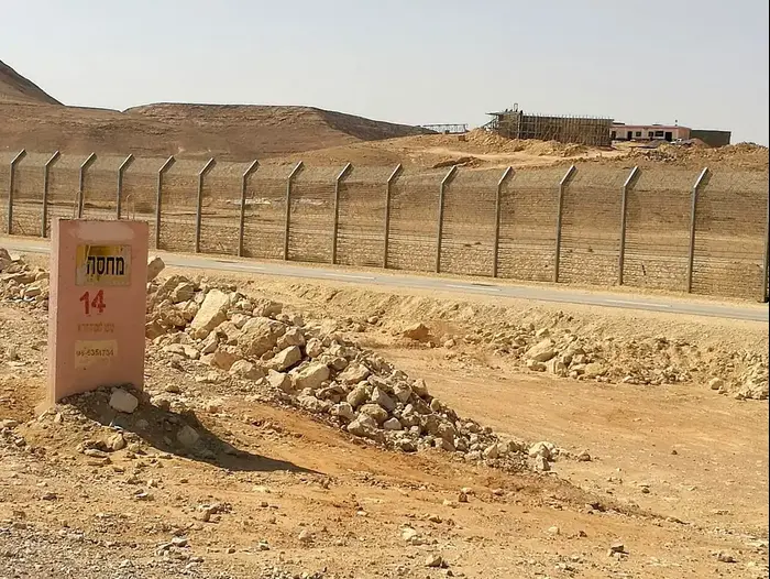 מוצב של הצבא המצרי באזור הגבול בין ישראל ומצרים (אמיר בוחבוט ) מוצב של הצבא המצרי באזור הגבול בין ישראל ומצרים (אמיר בוחבוט )
