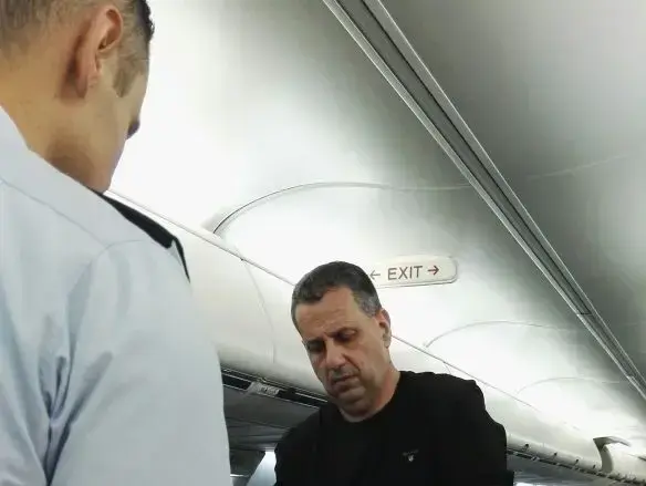 שף נבחרת ישראל איתן מזרחי (ספק 500 , יניב טוכמן) שף נבחרת ישראל איתן מזרחי (ספק 500 , יניב טוכמן)