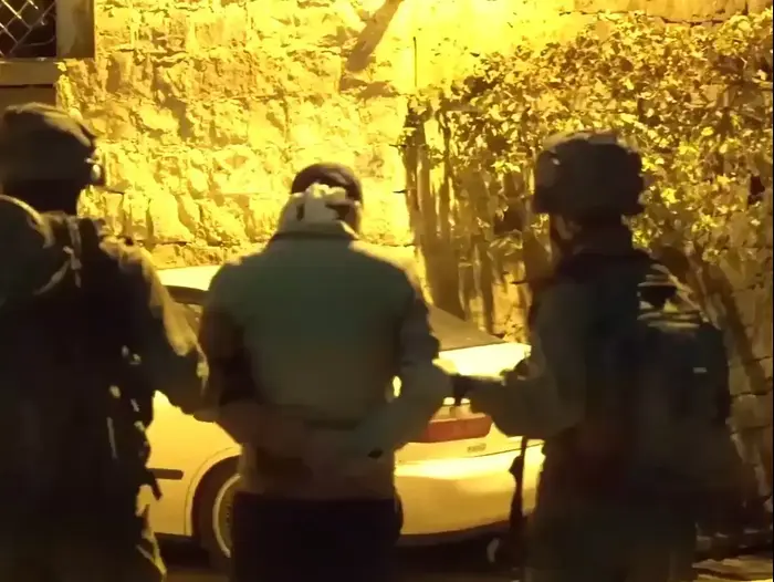 כוחות הביטחון עצרו יותר מ-20 אנשי חמאס; סוכלו פיגועים בירושלים ובחיפה (דובר צה"ל) כוחות הביטחון עצרו יותר מ-20 אנשי חמאס; סוכלו פיגועים בירושלים ובחיפה (דובר צה"ל)