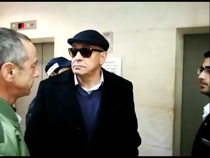 ח"כ באסל גטאס הובא לדיון בהארכת מעצרו בחשד שהבריח טלפונים למחבלים בכלא (ספק 500) ח"כ באסל גטאס הובא לדיון בהארכת מעצרו בחשד שהבריח טלפונים למחבלים בכלא (ספק 500)