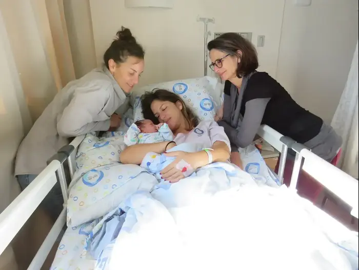נעמה עם בנה הבכור, התינוק הראשון שנולד בשנת 2017 במרכז הרפואי הלל יפה בחדרה. 1 בינואר 2017 (מערכת וואלה! NEWS , באדיבות המרכז הרפואי הלל יפה) נעמה עם בנה הבכור, התינוק הראשון שנולד בשנת 2017 במרכז הרפואי הלל יפה בחדרה. 1 בינואר 2017 (מערכת וואלה! NEWS , באדיבות המרכז הרפואי הלל יפה)