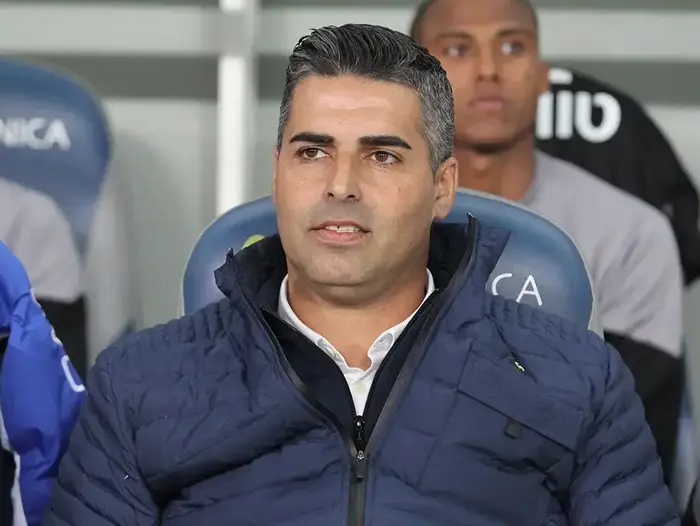 חיים סילבס מאמן הפועל רעננה (אדריאן הרבשטיין)