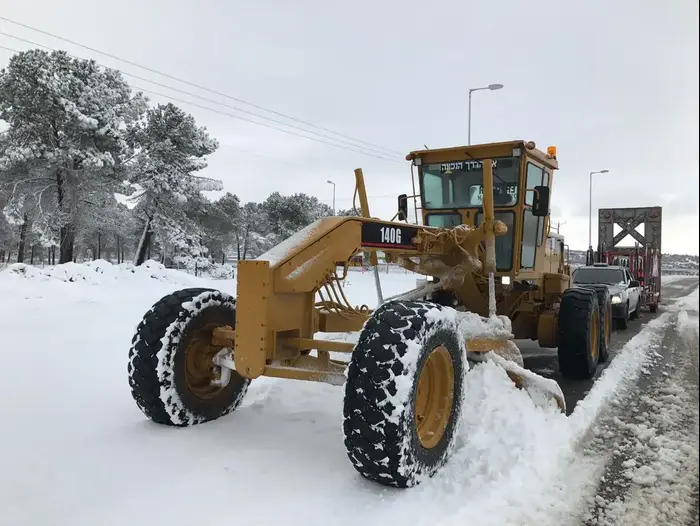 פעולות לפילוס צירים ברמת הגולן ובגליל העליון, 28 בינואר 2017 (אתר רשמי , נתיבי ישראל) פעולות לפילוס צירים ברמת הגולן ובגליל העליון, 28 בינואר 2017 (אתר רשמי , נתיבי ישראל)