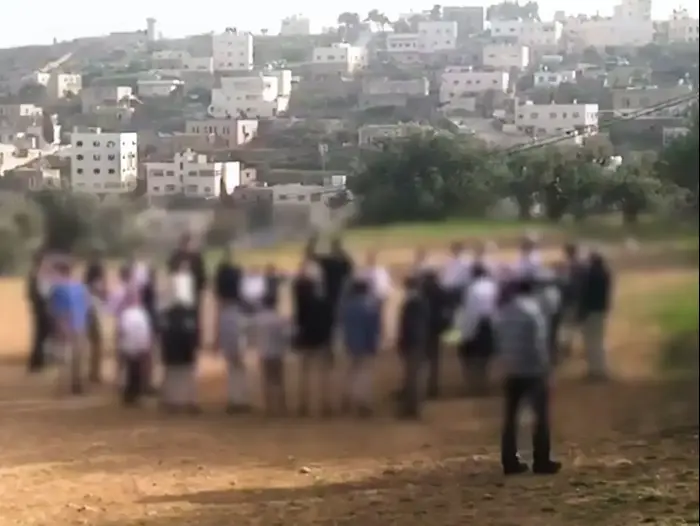 תיעוד: ילדי מתנחלים מחברון שרים- "'ברוך (גולדשטיין) הגבר ומוות לערבים" (מערכת וואלה! NEWS) תיעוד: ילדי מתנחלים מחברון שרים- "'ברוך (גולדשטיין) הגבר ומוות לערבים" (מערכת וואלה! NEWS)