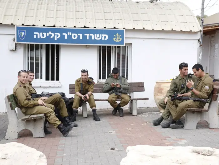 יום גיוס שריון בבסיס הקליטה והמיון בתל השומר, 19 במרץ 2017 (מגד גוזני)