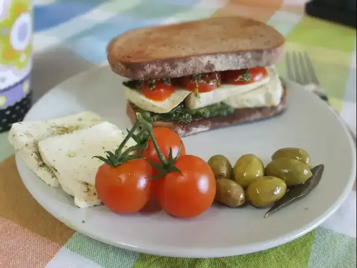 ארוחת הבוקר של הדיאטנית בת-אל באר (מערכת וואלה! NEWS , בת-אל באר) ארוחת הבוקר של הדיאטנית בת-אל באר (מערכת וואלה! NEWS , בת-אל באר)