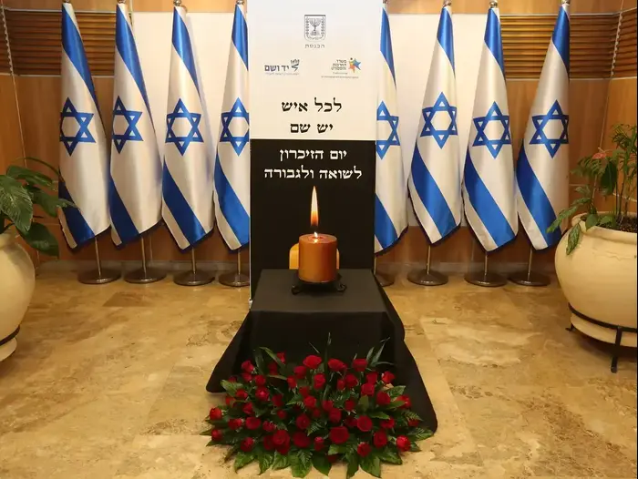 טקס לכל "איש יש שם" כנסת ישראל, ירושלים, 24 באפריל 2017 (יח"צ , דוברות הכנסת יוסי זמיר) טקס לכל "איש יש שם" כנסת ישראל, ירושלים, 24 באפריל 2017 (יח"צ , דוברות הכנסת יוסי זמיר)