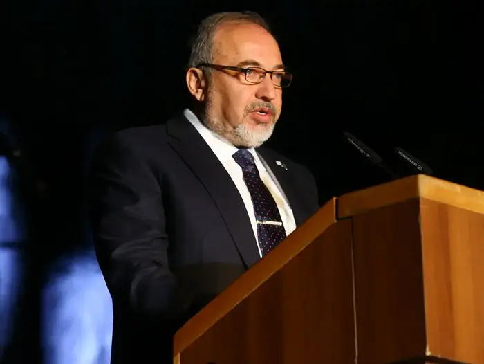 משתתפים בטקס נעילת יום השואה ביד מרדכי, 24 באפריל 2017 (לירון מולדובן ) משתתפים בטקס נעילת יום השואה ביד מרדכי, 24 באפריל 2017 (לירון מולדובן )