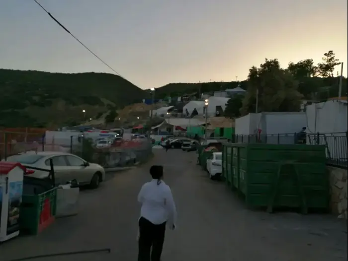 ההכנות במושב מירון לקראת ההילולה הגדולה בל"ג בעומר בציון הקבר של הרשב"י (רבי שמעון בר יוחאי). (מערכת וואלה! NEWS) ההכנות במושב מירון לקראת ההילולה הגדולה בל"ג בעומר בציון הקבר של הרשב"י (רבי שמעון בר יוחאי). (מערכת וואלה! NEWS)