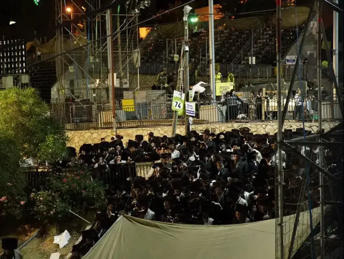 חגיגות לג בעומר בהר מירון 13 במאי 2017 (מערכת וואלה! NEWS , אנצ'ו ג'וש) חגיגות לג בעומר בהר מירון 13 במאי 2017 (מערכת וואלה! NEWS , אנצ'ו ג'וש)