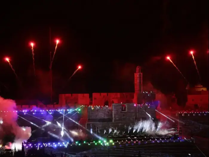 טקס לציון 50 שנה לשחרורה לאיחודה של ירושלים 21 במאי 2017 (מערכת וואלה! NEWS , הלל מאיר, תצפית TPS) טקס לציון 50 שנה לשחרורה לאיחודה של ירושלים 21 במאי 2017 (מערכת וואלה! NEWS , הלל מאיר, תצפית TPS)