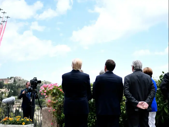 מנהיגי מדינות G7 בוועידת פסגה בטאורמינה, סיציליה, איטליה, 26 במאי 2017 (רויטרס) מנהיגי מדינות G7 בוועידת פסגה בטאורמינה, סיציליה, איטליה, 26 במאי 2017 (רויטרס)