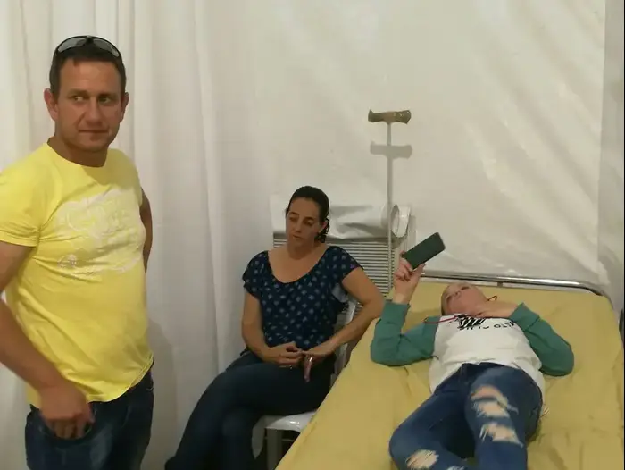 הורים וילדים במאהל המחאה של הורי הדסה והרופאים העוזבים בגן סאקר, ירושלים 3 ביוני 2017 (רוני כנפו)