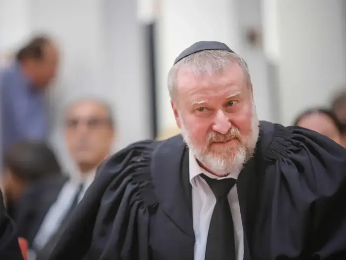 היועץ המשפטי לממשלה בטקס פרישתו של אליקים רובינשטיין 13 ביוני 2017 (נועם מושקוביץ) היועץ המשפטי לממשלה בטקס פרישתו של אליקים רובינשטיין 13 ביוני 2017 (נועם מושקוביץ)