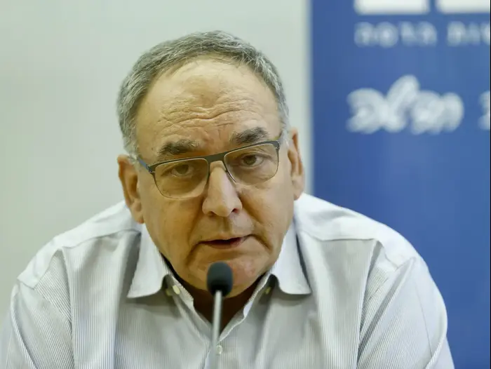 פרופ' זאב רוטשטיין במסיבת העיתונאים בהדסה 13 ביוני 2017 (מגד גוזני) פרופ' זאב רוטשטיין במסיבת העיתונאים בהדסה 13 ביוני 2017 (מגד גוזני)