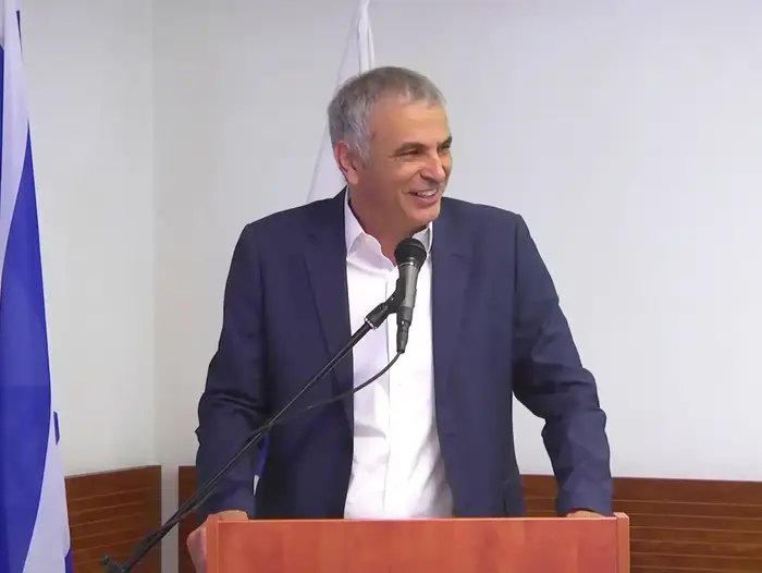מסע"ת של שר האוצר משה כחלון הקרייה, תל אביב 14 ביוני 2017 (אבי כהן) מסע"ת של שר האוצר משה כחלון הקרייה, תל אביב 14 ביוני 2017 (אבי כהן)