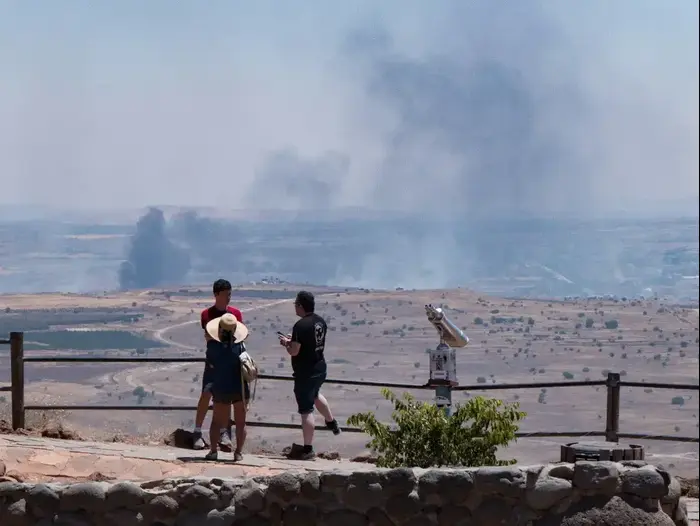 צילומים בגבול בעקבות זליגת הירי מסוריה 25 ביוני 2017 (מערכת וואלה! NEWS , חיים שפיר) צילומים בגבול בעקבות זליגת הירי מסוריה 25 ביוני 2017 (מערכת וואלה! NEWS , חיים שפיר)
