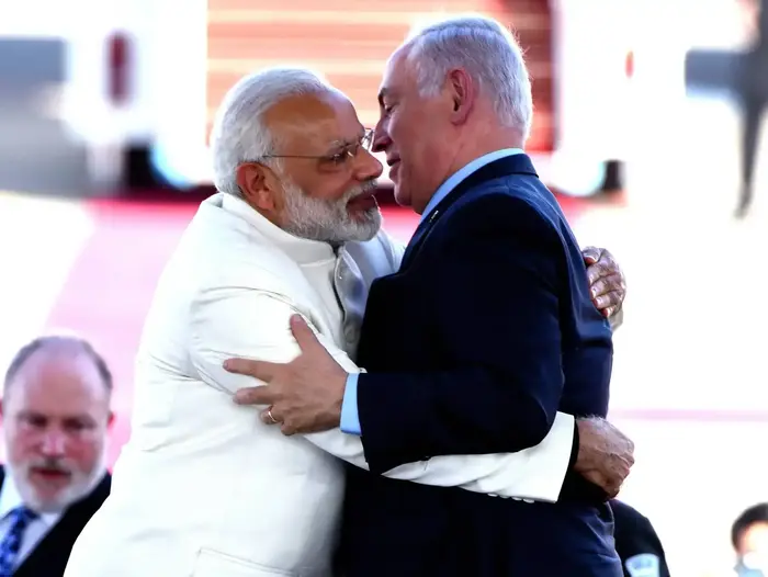 בנימין נתניהו ונרנדה מודי בקבלת הפנים בישראל 4 ביולי 2017 (ראובן קסטרו) בנימין נתניהו ונרנדה מודי בקבלת הפנים בישראל 4 ביולי 2017 (ראובן קסטרו)