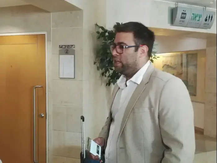 אורן חזן בדיון בערעורו בבית המשפט על נהיגה במהירות מופרזת באילת 9 ביולי 2017 (בני בן סימון , בני בן סימון) אורן חזן בדיון בערעורו בבית המשפט על נהיגה במהירות מופרזת באילת 9 ביולי 2017 (בני בן סימון , בני בן סימון)